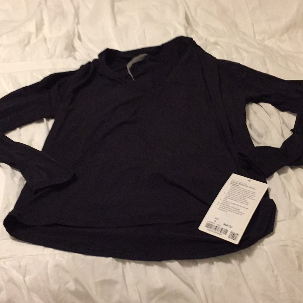 Women’s long sleeve workout top